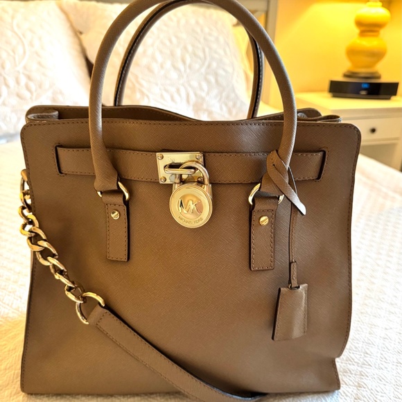 Michael Kors Hamilton Leather Tote - Picture 1 of 13